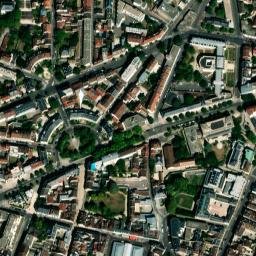 Satellite imagery of Château de Dijon, FR