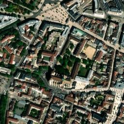 Satellite imagery of Château de Dijon, FR