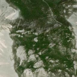 Satellite imagery of cairn, DE
