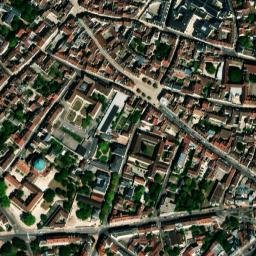 Satellite imagery of Château de Dijon, FR