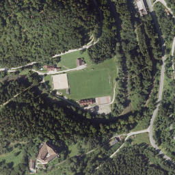 Satellite imagery of Schloss Frondsberg, AT