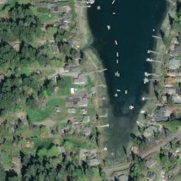 Satellite imagery of Shaws Cove, US
