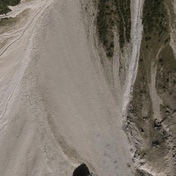 Satellite imagery of Sparketgrat, AT