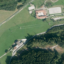 Satellite imagery of Burg Kaprun, AT