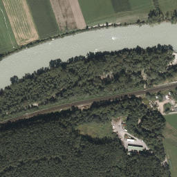Satellite imagery of Schloss Petersberg, AT