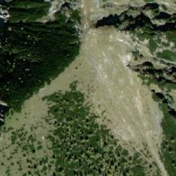 Satellite imagery of Benzegg, AT