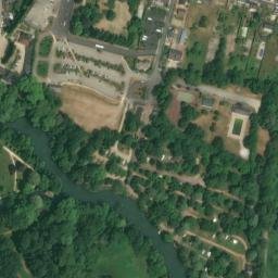Satellite imagery of Chateau Azay le Rideau, FR