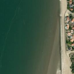 Satellite imagery of Roches de Vila, FR