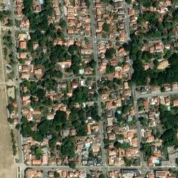 Satellite imagery of Rocher de Bourg, FR