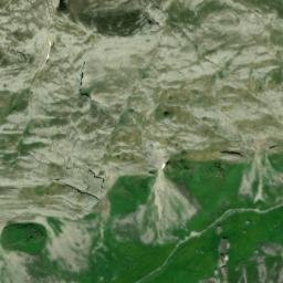 Satellite imagery of Hundstein, CH