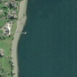 Satellite imagery of Fox Point, US