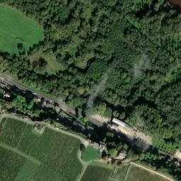 Satellite imagery of Château de Parnay, FR