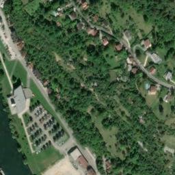 Satellite imagery of Carved Gate, FR