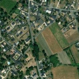Satellite imagery of Chateau de la Villaumaire, FR