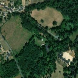 Satellite imagery of Chateau de la Villaumaire, FR