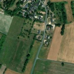 Satellite imagery of Chateau de la Villaumaire, FR