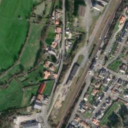 Satellite imagery of Église Saint-Pierre de Chemillé, FR