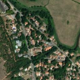Satellite imagery of Roches de la Banche, FR