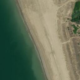 Satellite imagery of Roches de la Banche, FR