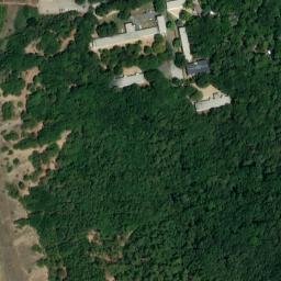 Satellite imagery of Roches de la Banche, FR