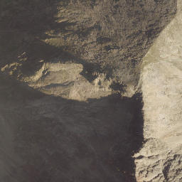 Satellite imagery of Die Mute, AT