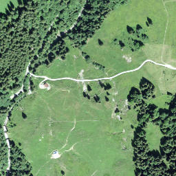 Satellite imagery of Häderenberg, CH