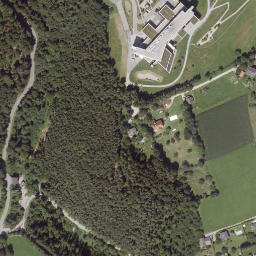 Satellite imagery of Schloss Isenrode, AT