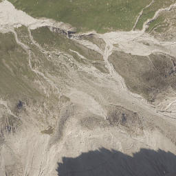 Satellite imagery of Aperries Spitze, AT