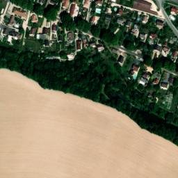 Satellite imagery of Château de Gilly, FR