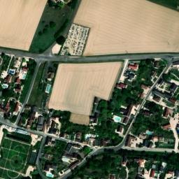 Satellite imagery of Château de Gilly, FR