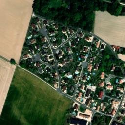Satellite imagery of Château de Gilly, FR