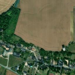 Satellite imagery of Chateau de la Roche, FR