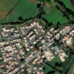 Satellite imagery of Abbaye de Villeneuve, FR