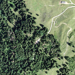 Satellite imagery of Gross Aubrig, CH