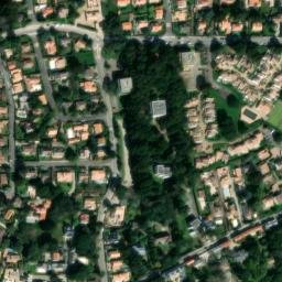 Satellite imagery of Pointe de Gourmalon, FR