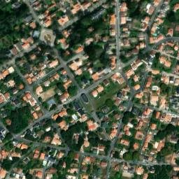 Satellite imagery of Pointe de Gourmalon, FR