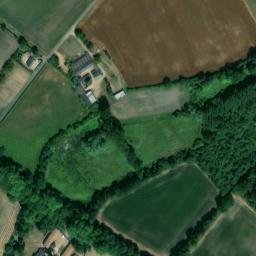Satellite imagery of Chateau de Baschet, FR