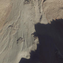 Satellite imagery of cairn, AT