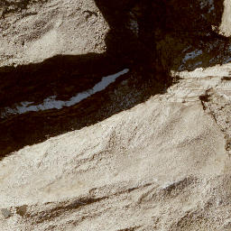 Satellite imagery of Zsigmondyspitze, AT