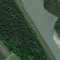 Satellite imagery of Ruchegg, CH