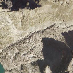 Satellite imagery of Rosannagrat, AT