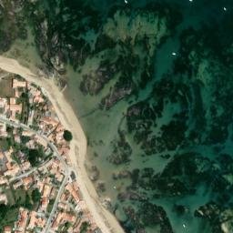 Satellite imagery of Pointe des Charniers, FR