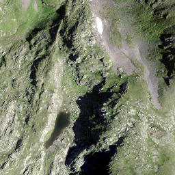 Satellite imagery of Höch, CH