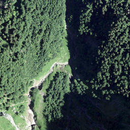 Satellite imagery of Höbel, CH