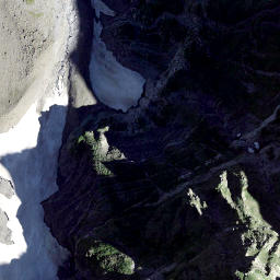 Satellite imagery of Chnoren, CH
