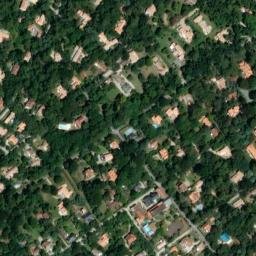 Satellite imagery of Pointe du Cobe, FR