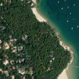Satellite imagery of Pointe de Saint-Pierre, FR