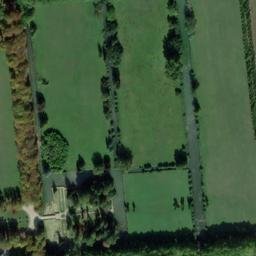 Satellite imagery of Château de Richelieu, FR