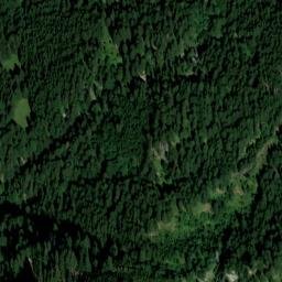 Satellite imagery of Hoch Carnellis, CH