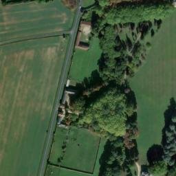 Satellite imagery of Château de Richelieu, FR